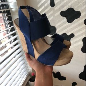 Chinese laundry navy blue and beige wedges!!